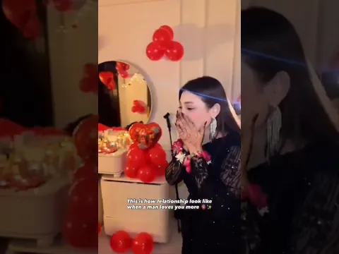 wait for her reaction 😍😍 #anniversary #roomdecor #romantic #ytshorts #ytshortsindia #anniversaire