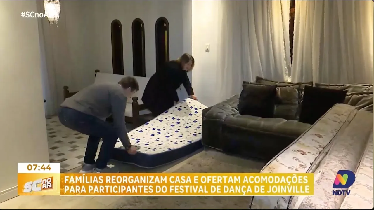 Festival de Dança de Joinville: famílias reorganizam casa para acomodar participantes