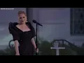 Adele - Skyfall // Sub Español + Lyrics // [One Night Only]