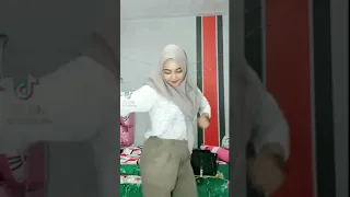 Download KUMPULAN TIKTOK JILBAB REMAS GUNUNGG GEDE MP3