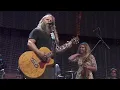 Jamey Johnson – I Think I'll Just Stay Here And Drink (Live at Farm Aid 2016)