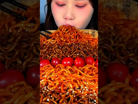 #noodles #eating #delicious #asmr #mukbang #shortvideo