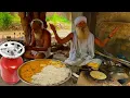 Download Lagu सिद्ध संत की मक्के की रोटी मसूर दाल की दिव्य सुगंध से प्रकट हुए हनुमान जी @chitrakootlife 