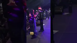 المعجبون يقتحمون المسرح خلال حفلة الشامي بلبنان اكسبلور الشامي صبرا حالات واتس 