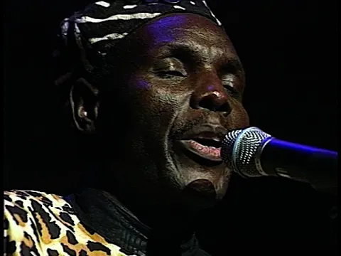 Download MP3 Oliver Mtukudzi - Neria (Official Music Video)