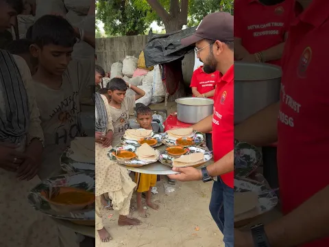 आपके Follow And Share से इनका कल का खाना आ जाएगा 🙏