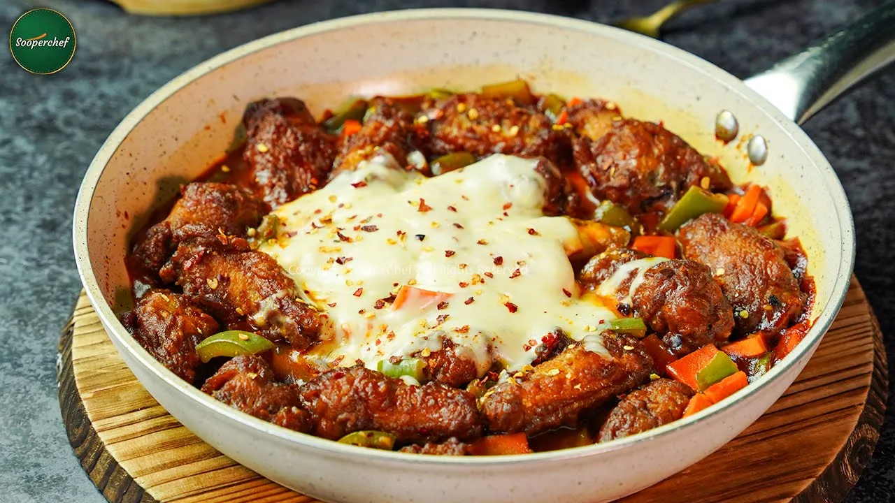 Cheesy Chili Garlic Wings Recipe by SooperChef