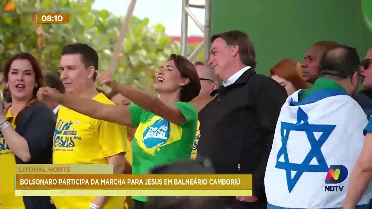 Bolsonaro participa da Marcha para Jesus em Balneário Camboriú