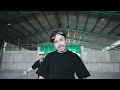 Download Lagu Oggie Este Feat Eizy  - Beda Kelas  ( Official Music Video )
