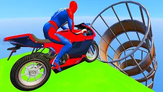 الرجل العنكبوت يعبر فوق سبايدرمان الاصفر ،سبايدرمان الخضر وسبايدرمان الملون -SPIDERMAN COLOR PARKOUR