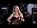 Download Lagu Lisa Loeb performs \