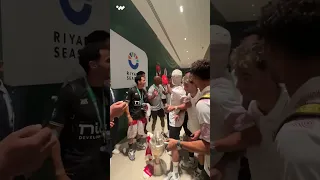 شيكابالا يقود احتفالات لاعبي الزمالك بكأس السوبر الأفريقي 