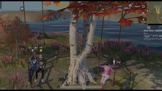 نشستم به در نگاه می کنم دری که آه می کشد 