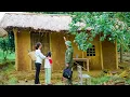 Download Lagu Heartwarming Act: Kind Police Officer Helps Single Mother and Orphan Find New Home
