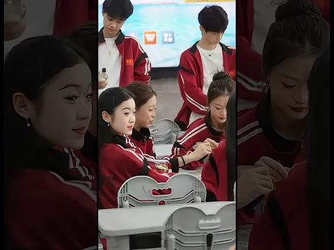 Couple fly-Feeling Love Crush high school 🙂‍↔️❤️