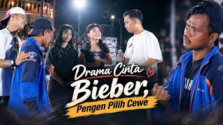 Tingkah Laku Beiber Bikin Ketawa | Pelangi tak Berwarna - Tri Suaka (Mendadak Ngamen) Tri Suaka