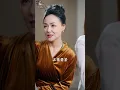 他被女友逼著借錢買房，兩年舔狗掏空積蓄還被威脅榨乾就淨身出戶！誰知忍無可忍時激活無限金錢系統，開局五千萬！他轉身走進房產中介直奔最貴豪宅，嘲諷他的銷售當場傻眼！