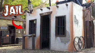 We made a real Life-sized Haunted Jail - DIY Halloween Props