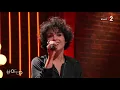 Barbara Pravi réenchante Dalida : "Laissez-moi danser" / live piano - On est en direct 17 avril 2021
