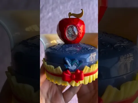 Snow White Makeup Box #makeupartist #couplestatus #naildesign #happybirthday #funnyexpression