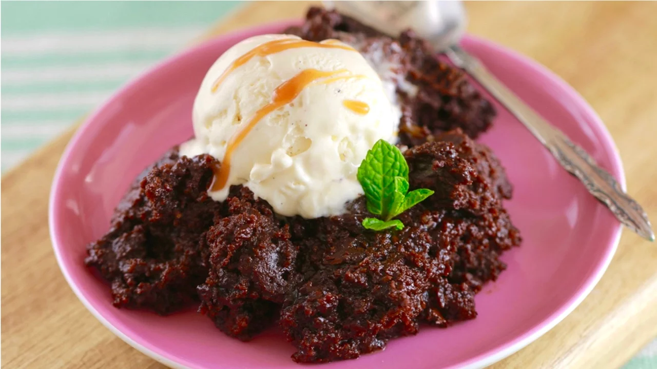 Hot Fudge Brownie in a Crock Pot - Gemma