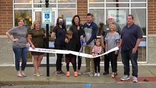 Nothing Bundt Cakes Ribbon Cutting