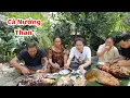 Download Lagu Bữa CÁ LÓC, TÊ TƯỢNG, ĐIÊU HỒNG NƯỚNG THAN ăn ngoài vườn rất mát và ngon 