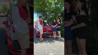 Satunya Bidadari tapi Satunya Lagi kok..