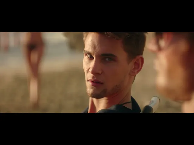 Overdrive | Clip 'Sulla Spiaggia'