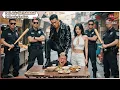Download Lagu Long Ca Dẫn Vợ Đi Ăn Cơm Quê Bị Đám Thượng Lưu Mới Nhú Sỉ Nhục, Lập Tức Khiến Chúng Bỏ Mạng Xin Tha