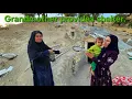 Download Lagu Oma geeft onderdak aan dakloze moeder en weesdochter