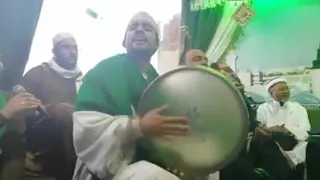 نحن في ساحة الحسين نزلنا دندنها