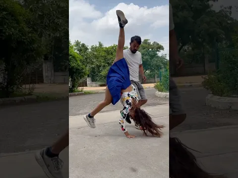 One hand flip #action #stunt #gymnast #viralvideo #viralshorts #ytshorts