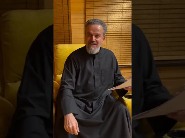 ⁣ملا باسم الكربلائي ينسى اسم الشاعر 😇