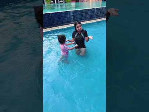 SH - Hồ bơi nhỏ và hồ bơi to || Small pool & Big pool #shorts