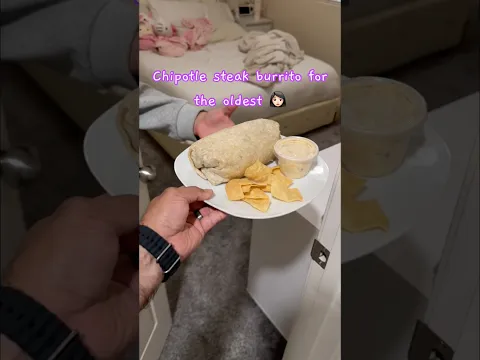 Steak burrito! #middlechild #steak #chipotle #food #shorts #funnyvideo #homemade #youtubeshorts