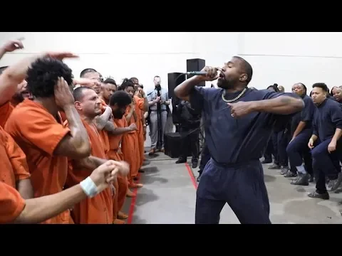 Download MP3 Kanye West performs in Houston jail with his Sunday Service choir