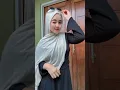 Download Lagu hijab putih lengan panjang hitam kacamata hitam #coversong #duet #hijab #ootd #jilbab #hijabstyle