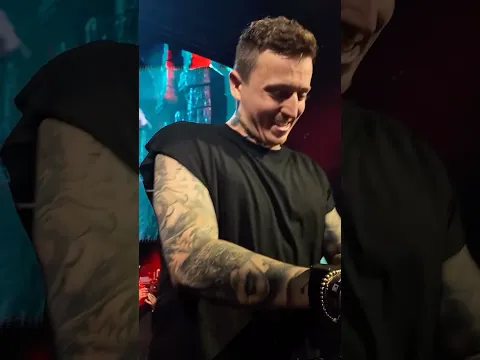 The classic, given the @Blasterjaxx  twist 🔥🖤 'My Heart Will Go On' out this Friday!