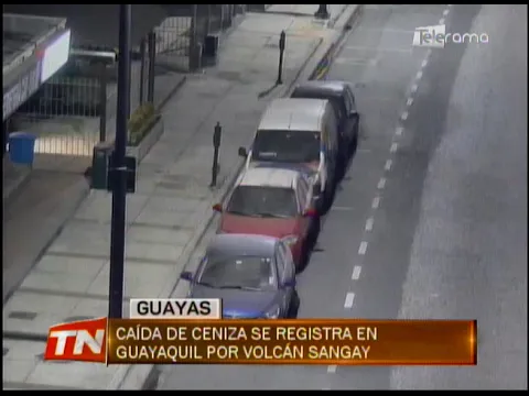 Caída de ceniza se registra en Guayaquil por volcán Sangay