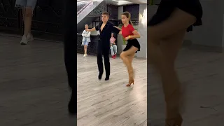 هیجان انگیز آتشین آندری و سوفیا اردوی رقص  کارپات ها    رقص  عشق  کاور  فیلم  شورت  جیو  تیک دندنها