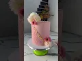 A simple and beautiful birthday cake for a lady