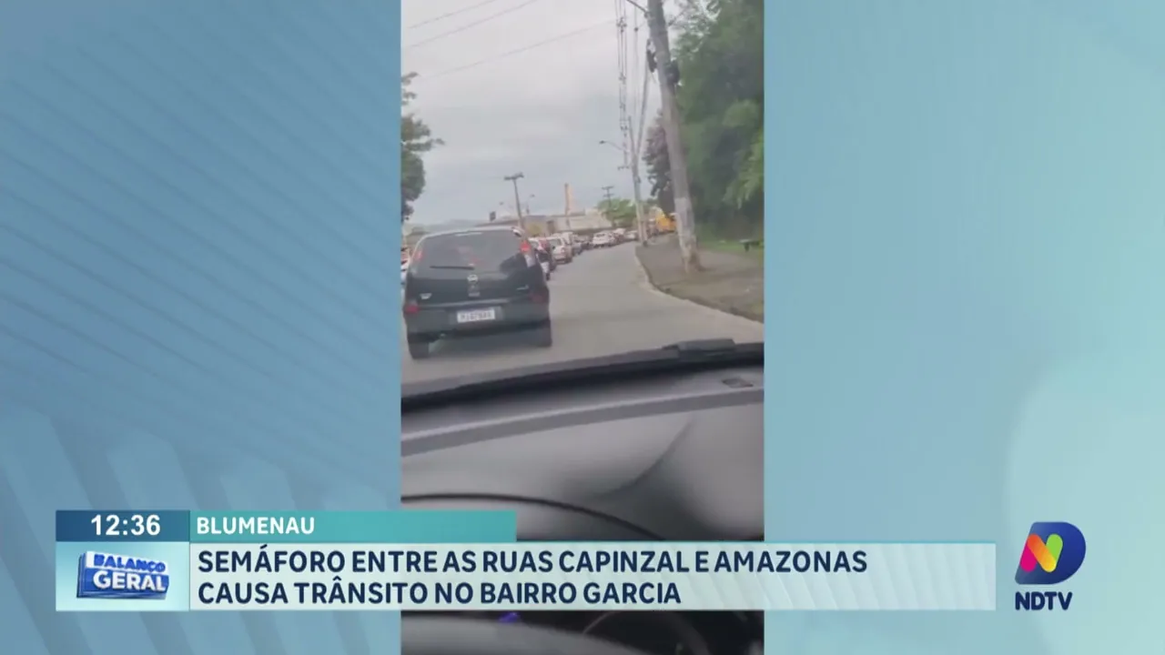 Semáforo entre as ruas Capinzal e Amazonas causa trânsito no bairro Garcia