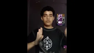 يا كابونجا الولد ابو قرن طير على التليفون وشكل سامع صرخه 