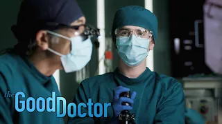 dr shaun murphy stops an ongoing surgery the good doctor