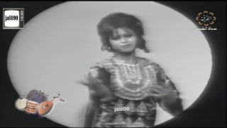       ١٩٧١م البارحة يا حبيبي ضاق صدري   عايشة المرطة دندنها
