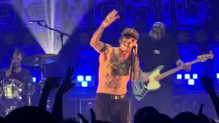 neck deep you should see me now live 4k birmingham o2 institute 18 12 2025 