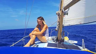 Life on the HOOK and a PERFECT SAILING to Gaeta, Italy.