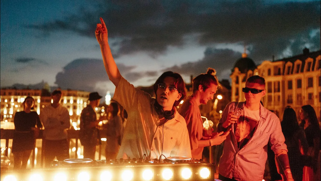 VERTIGINI┃DEEP BASS AND DISCO HOUSE MIX┃DNMK HOUSE MUSIC