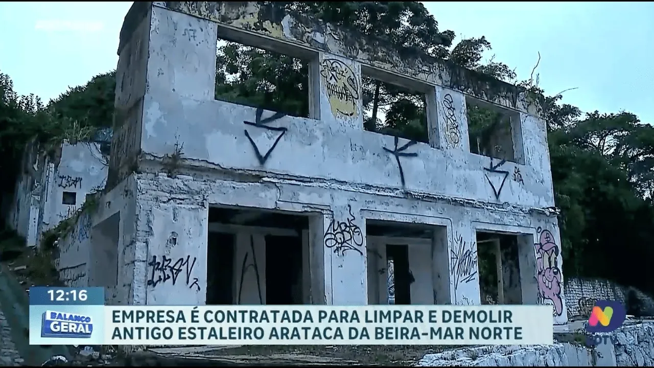 Antigo Estaleiro Arataca: limpeza e demolição iniciam com novo contrato